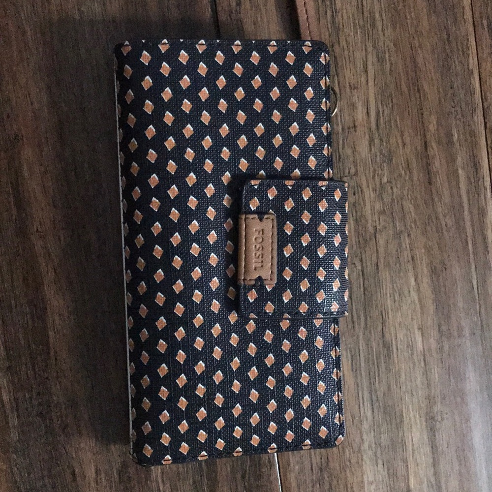 Fossil wallet